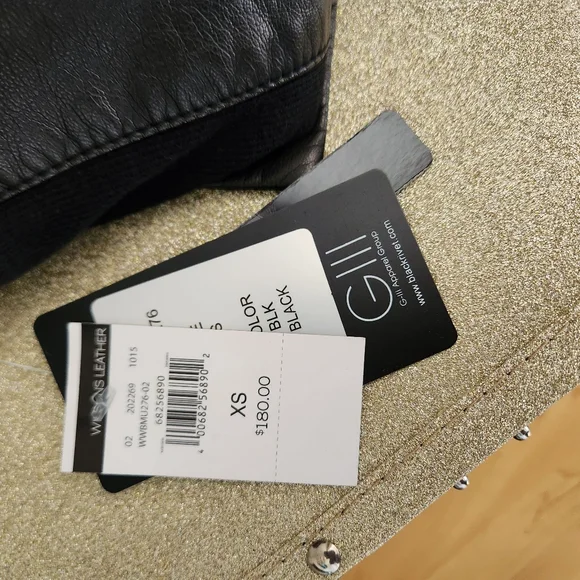 New leather jacket - Picture 4 of 4